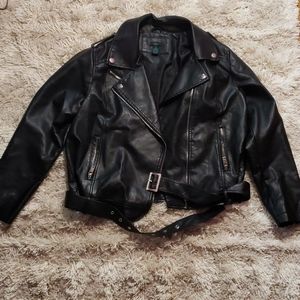 Black Leather Jacket with Pockets!